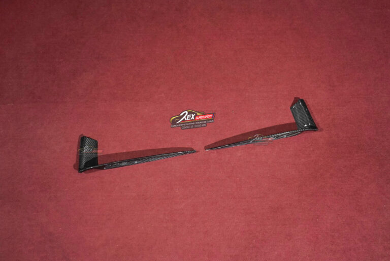 Porsche Carrera 992 / 911 Front Bumper Canard TC Dry Carbon